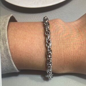 Elegant Silver Chain Bracelet
